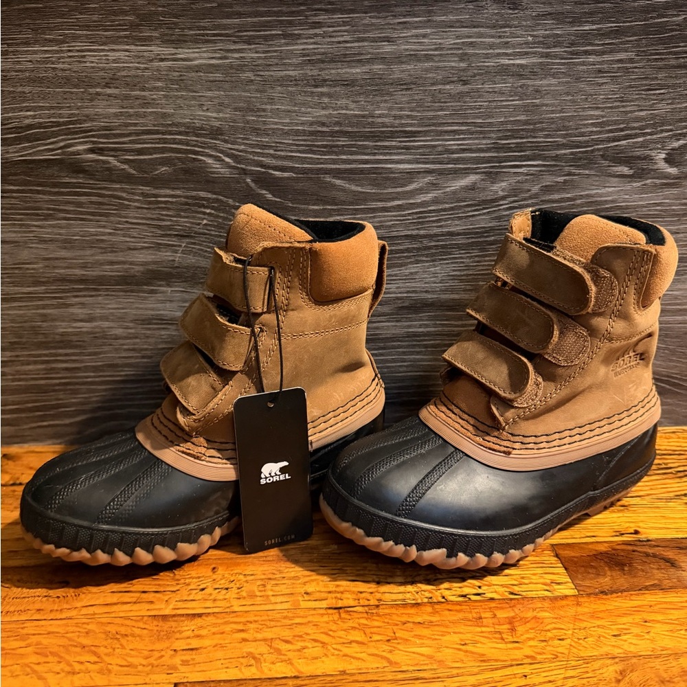Sorel Kids Winter Snow Boots Brown & Black Waterproof – Size 12
